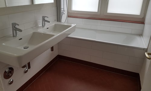 Altbau Badezimmer vor der Sanierung