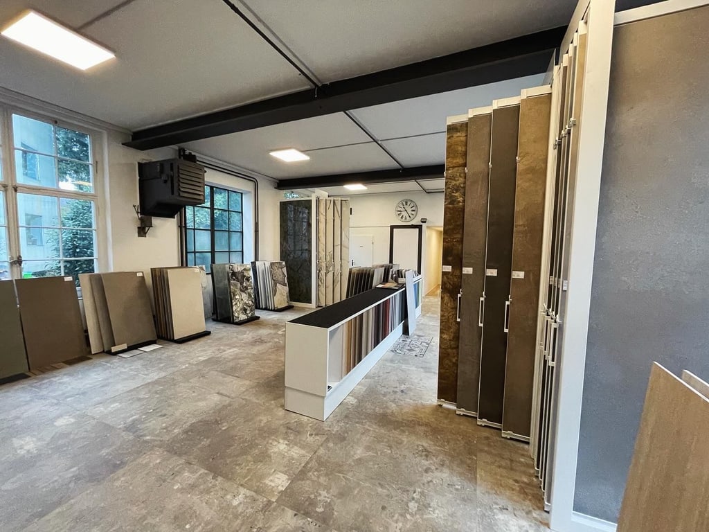 WhatsApp Image 2024-10-16 at 13.59.52 Ausstellung Gisler Baukeramik